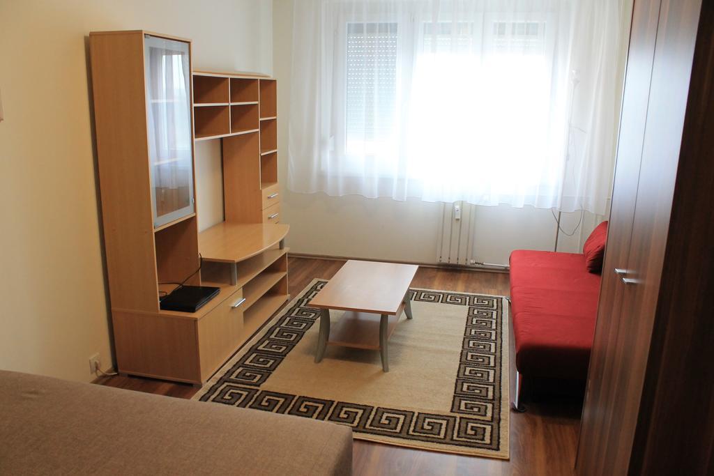 Louis Apartment บูดาเปสต์ ภายนอก รูปภาพ